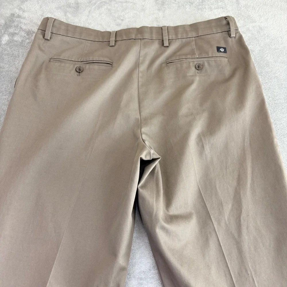 Dockers Mens 38x32 Classic Fit Flat Front Pants Khaki Stain Defender‎ Workwear